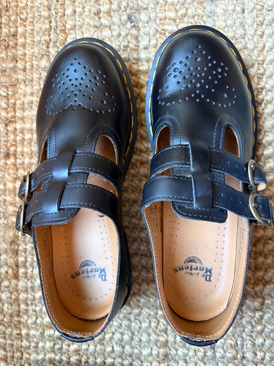 Dr. Martens Shoes - Dr. Martens 8065 Mary Jane